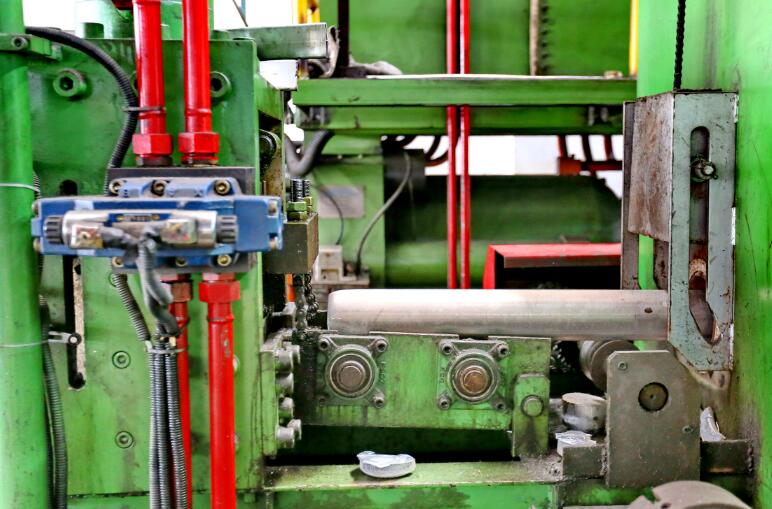 Hồ sơ nhôm và các nhà sản xuất hợp kim nhôm cung cấp một loạt các lợi thế để tùy chỉnh cấu hình nhôm
